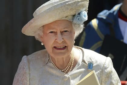 "La reina es una dama muy modesta y solo ocupa unas pocas habitaciones", sostuvo la vestuarista de Isabel, Angela Kelly