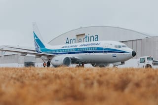 Aerolíneas: recibirá este año más fondos del Estado que la Policía Federal