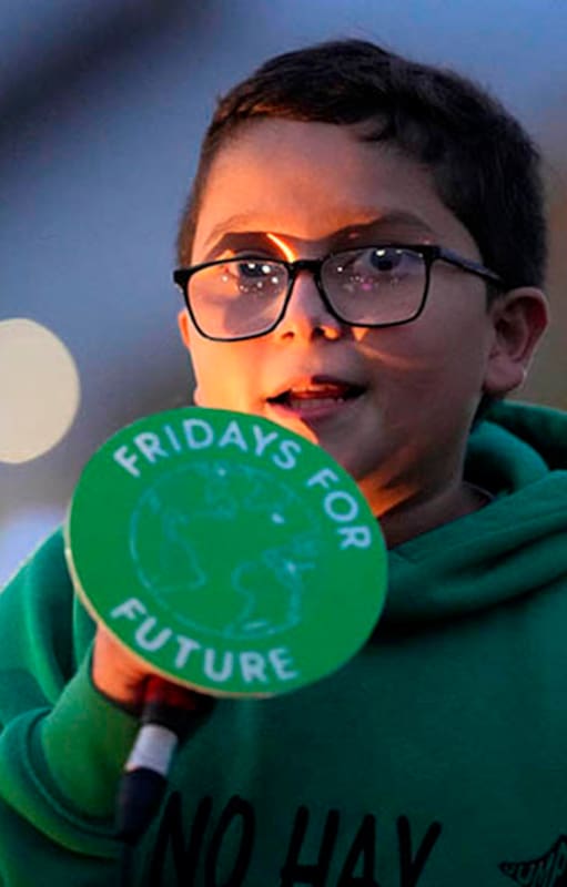 ¿Los líderes del futuro? Quiénes son los jóvenes que se plantan ante los gobiernos del mundo