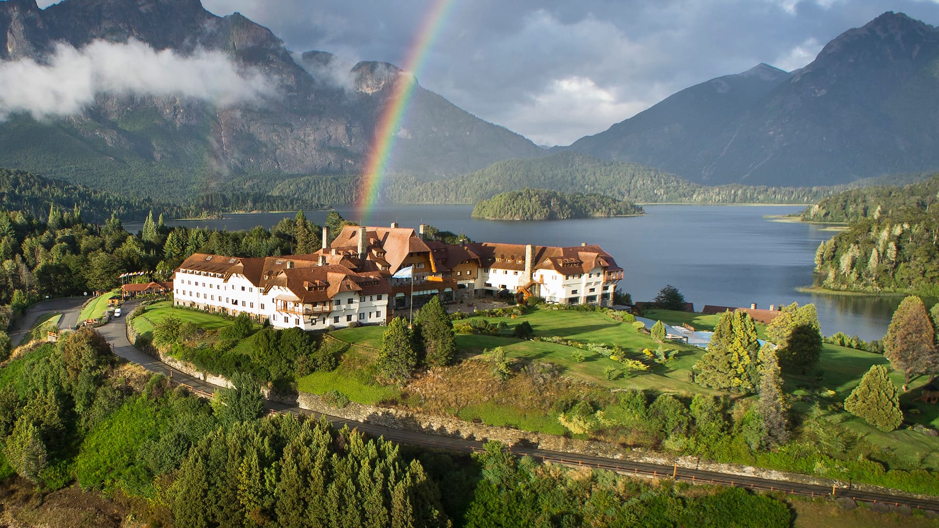 “Fue como descubrir un brillante”. Así resurgió el Hotel Llao Llao, símbolo de la aristocracia argentina