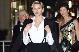 Charlene de Mónaco se suma al estilo Dandy
