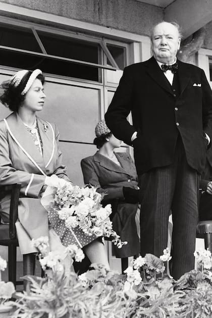 Una imagen junto a Winston Churchill, durante un discurso que el entonces primer ministro dio en Essex, en 1951.