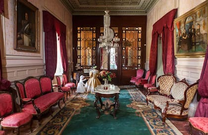Uno de los salones del Palacio que hoy funciona como museo.