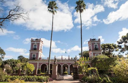 Exterior del Palacio San José.