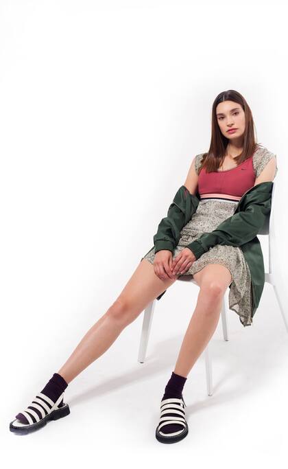 El top por encima del vestido