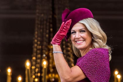 La reina Máxima de Holanda suma una nueva diseñadora a su guardarropas