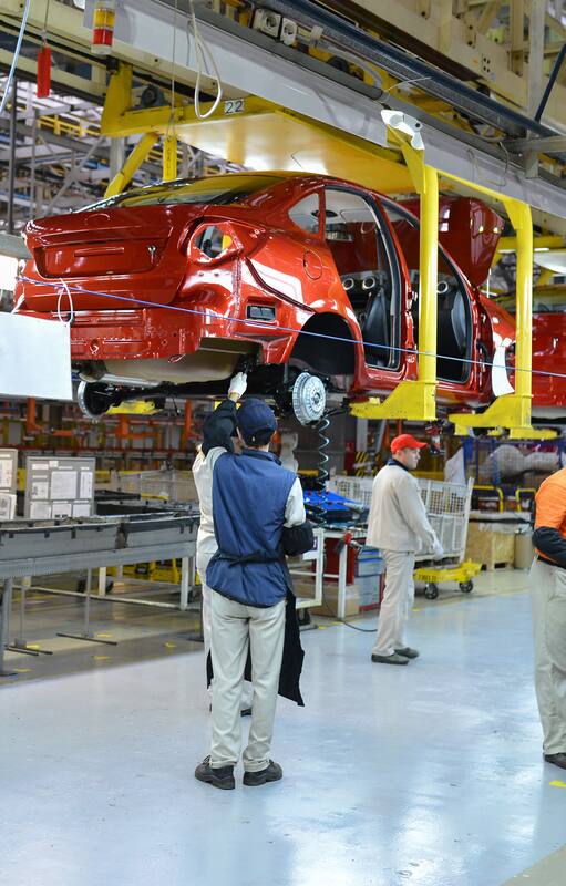 Efecto Toyota. Qué es el agujero negro de la educación y por qué dificulta el reclutamiento de las empresas