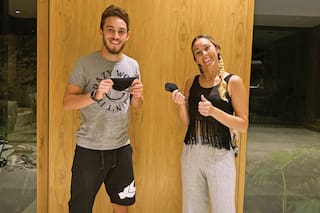 Geraldine La Rosa. Con su hijo, Nahuel Gallardo, hizo tapabocas para donar