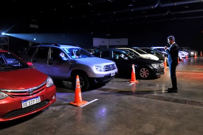 El cómico presentó su espectáculo Son formidables, adaptado a las nuevas condiciones de distanciamiento