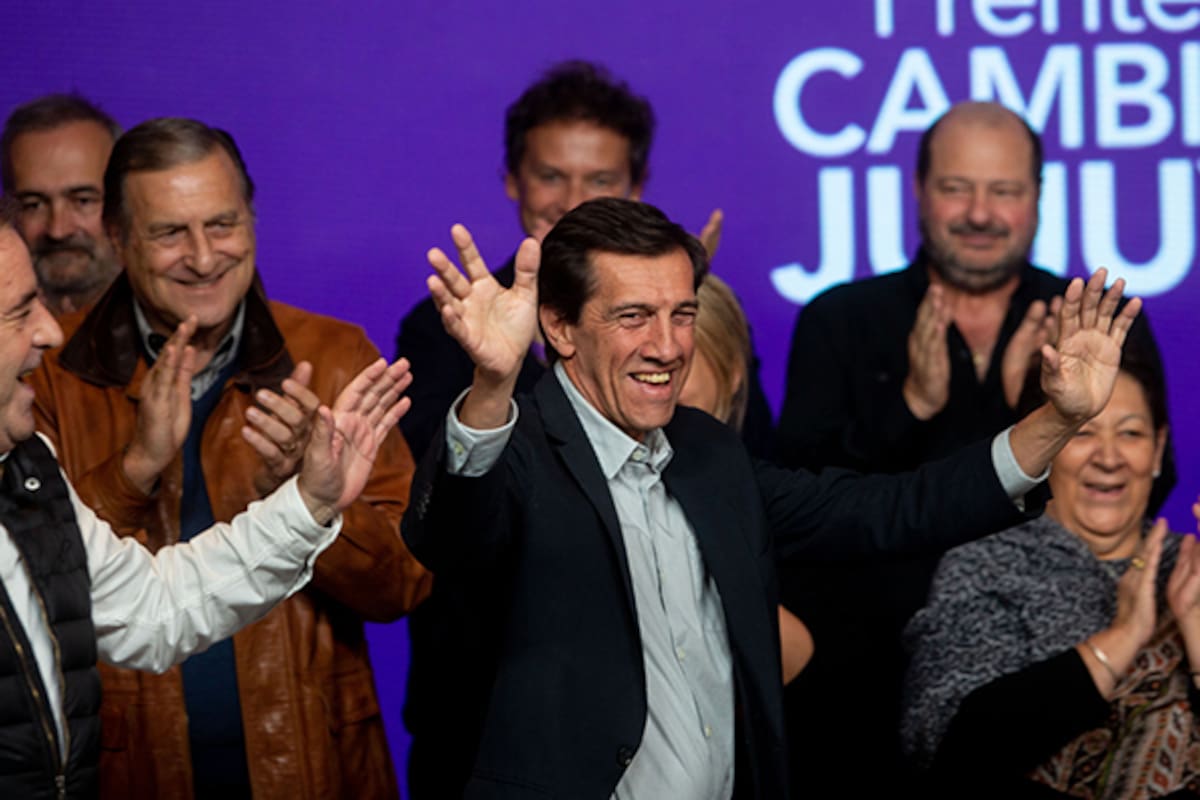 ¿Por qué ganan los oficialistas? La fórmula de los gobernadores para blindarse de la crisis y mantener el poder
