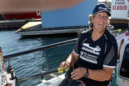 Murió la remera paralímpica Angela Madsen en su intento de remar sola por el Océano Pacífico