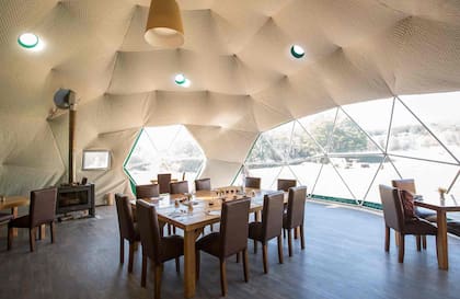 El interior del Domo Comedor.