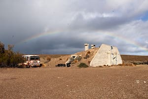 El pueblo en la salvaje costa patagónica que recibe a los que buscan soledad