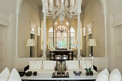 La imagen de 2009, tomada por Ricardo Labougle para ¡HOLA!, mostraba el salón principal en todo su esplendor, con el viejo estilo libanés.