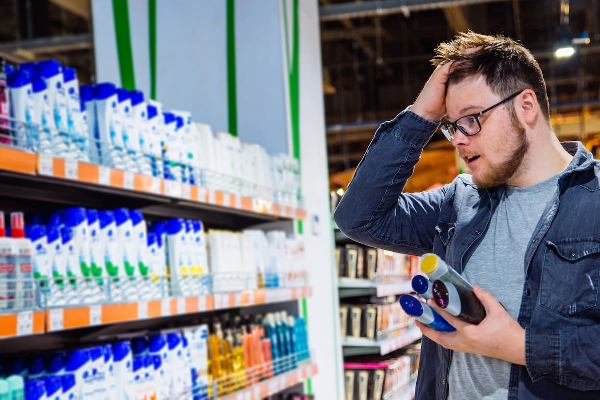 La dificultad para distinguir el Shampoo del Acondicionador comienza en el momento de comprarlos; pero en el ducha se convierte en un problema casi cotidiano, según el sondeo realizado por La Nación esta semana