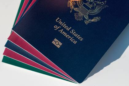 Como el bebé nacerá en el Reino Unido y tiene un padre británico pero madre estadounidense, podrá tener doble ciudadanía