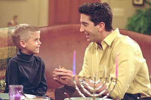Friends: cómo se ve hoy el hijo de Ross, el personaje de David Schwimmer