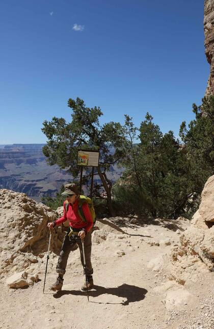 Trekking como opción para recorrer el Gran Cañón.