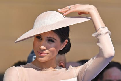 Dueña de un estilo celebrado en el mundo entero, la mujer del príncipe Harry está dándole forma a su propio cofre de joyas, con piezas muy discretas.