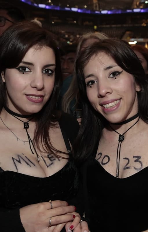 La ola Milei. Por qué arrasa entre los adolescentes varones: “Parece que todo lo que hacemos es de machistas”