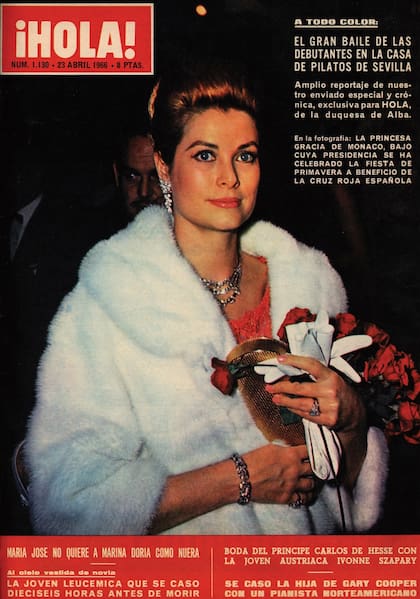 Grace Kelly con los mismos aros en la tapa de ¡HOLA! del 23 de abril de 1966