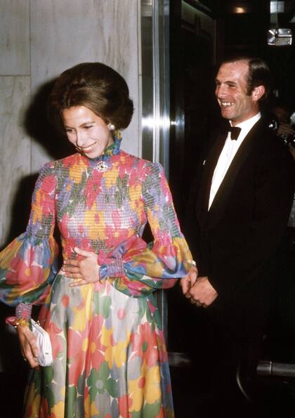 La princesa y Mark Phillips, con quien compartió la pasión por los caballos.