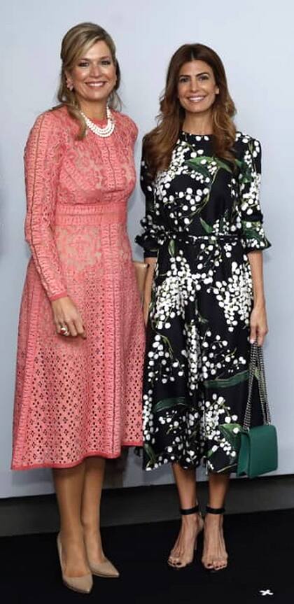 Máxima y Juliana, dos de las argentinas más elegantes del mundo, compartieron un recorrido por el Museo de Arte Latinoamericano de Buenos Aires.