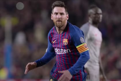 Messi, tasado en 100,1 millones de euros, se ubica en el puesto 23 de jugadores más caros de la actualidad, según un estudio.