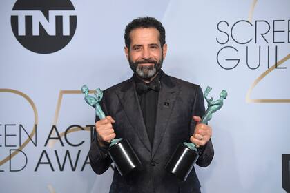 Tony Shalhoub, emocionado con su SAG a mejor actor de comedia