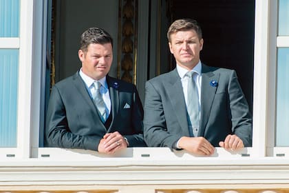 Desde uno de los balcones de palacio, Sean y Gareth también estuvieron presentes –al igual que este año– en la celebración del Día Nacional de Mónaco en 2018.