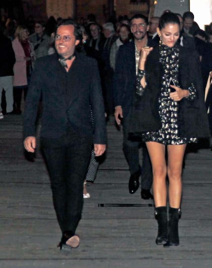 La argentina Sofía Sánchez y su marido, Alex de Betak, fueron otros de los nombres importantes de la industria de la moda.