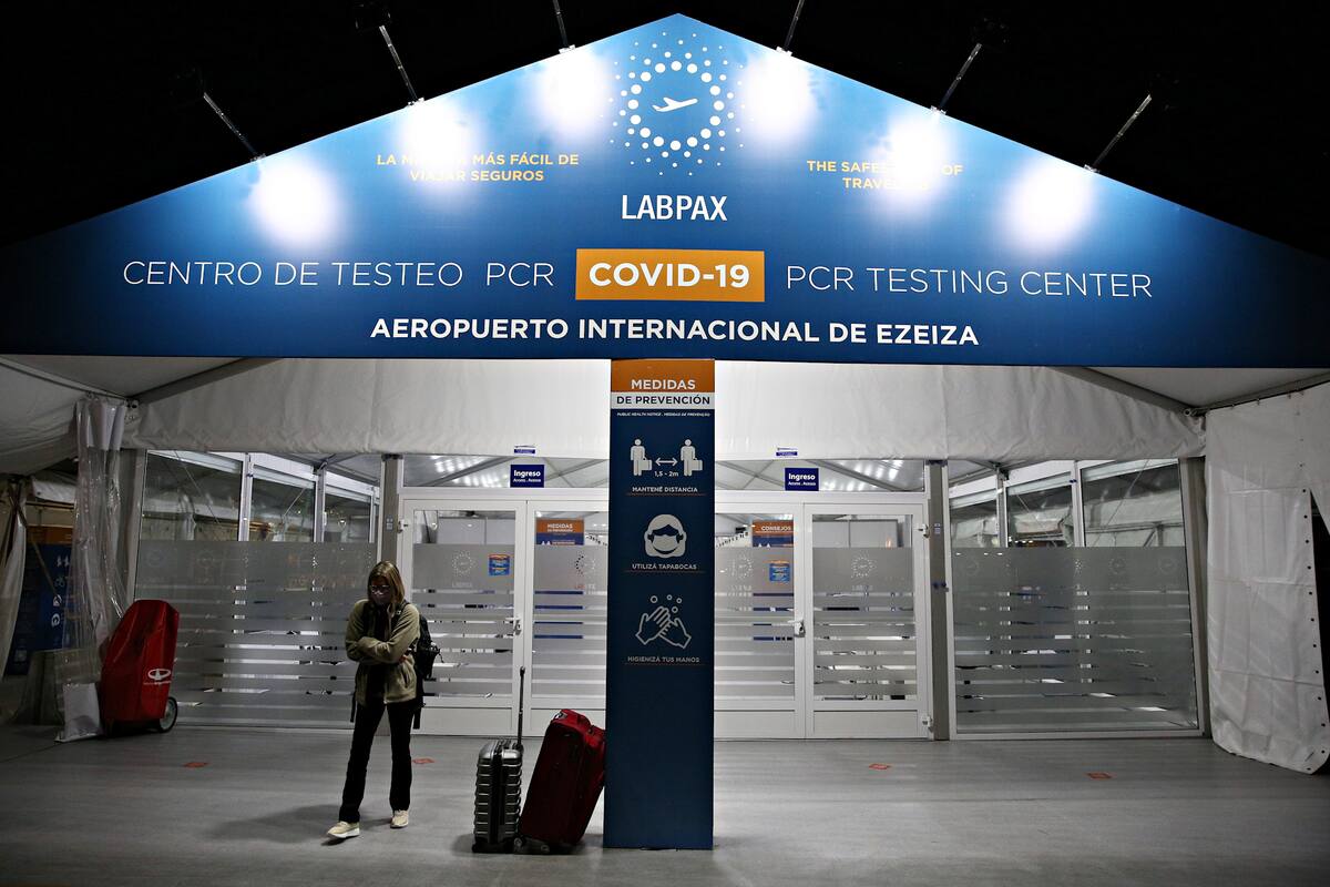 LabPax, el laboratorio en el aeropuerto de Ezeiza en los que los hisopados para detectar Covid-19 se realizaban en tiempo récord