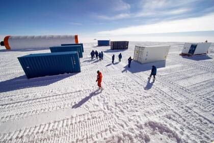 01-12-2021 En busca de hielo de 1,5 millones de años bajo la Antártida.  Una campaña financiada por la Comisión Europea tiene previsto perforar el hielo más antiguo de la Antártida en las próximas semanas, para recopilar un registro de clima de 1,5 millones de años.  POLITICA INVESTIGACIÓN Y TECNOLOGÍA ARMAND PATOIR - FRENCH POLAR INSTITUTE/PNRA