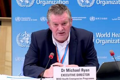 01/03/2021 El director Ejecutivo del Programa de Emergencias Sanitarias de la Organización Mundial de la Salud (OMS), Mike Ryan, en rueda de prensa desde Ginebra (Suiza), a 1 de marzo de 2021. SALUD ORGANIZACIÓN MUNDIAL DE LA SALUD