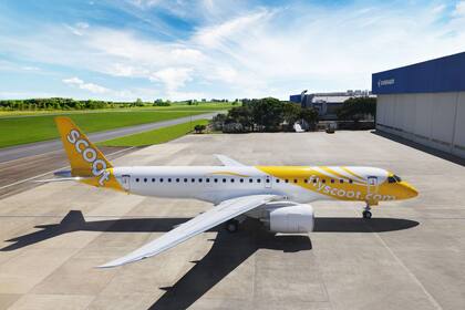 01/04/2024 Azorra entrega el primer avión Embraer E190-E2 a Scoot ESPAÑA EUROPA ECONOMIA MADRID EMBRAER