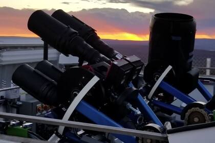 01/06/2022 Un telescopio ASAS-SN ayuda a los astrónomos a descubrir nuevas estrellas. POLITICA INVESTIGACIÓN Y TECNOLOGÍA ASAS-SN