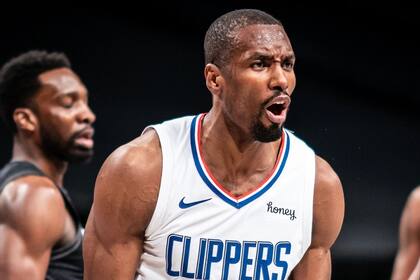 03-02-2021 Serge Ibaka con los Clippers DEPORTES LOS ANGELES CLIPPERS
