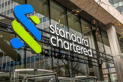 05/01/2023 Logo de Standard Chartered en una oficina. ECONOMIA STANDARD CHARTERED