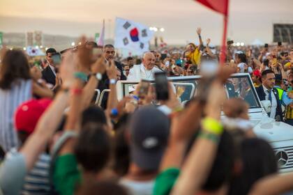 05/08/2023 El Papa llega a la Vigilia con los jóvenes en la JMJ de Lisboa. ESPAÑA EUROPA SOCIEDAD MADRID DUARTE ANTUNES JMJ 2023