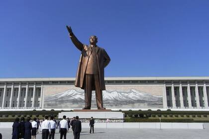 05/10/2009 Estatua De Kim Il Sung en Corea del Norte. POLITICA ECONOMIA COREA DEL NORTE ASIA GOBIERNO DE COREA DEL NORTE