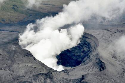 08-10-2016 Monte Aso en erupción en Japón POLITICA ASIA JAPÓN TURISMO URBANO SOCIEDAD KYODO