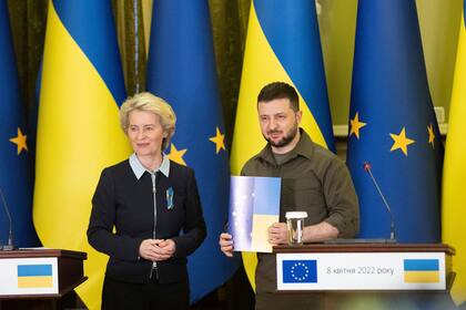 08/04/2022 La presidenta de la Comisión Europea, Ursula von der Leyen, y el presidente de Ucrania, Volodimir Zelenski POLITICA EUROPA INTERNACIONAL UCRANIA EUROPA PRESIDENCIA DE UCRANIA