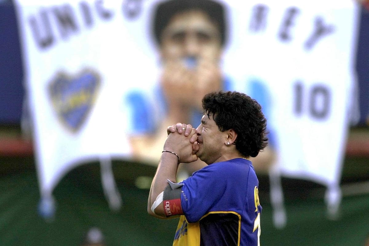 10 de Noviembre de 2001, Maradona de despide en la Bombonera
