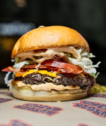 10 hamburguesas en combos a 12.000 pesos