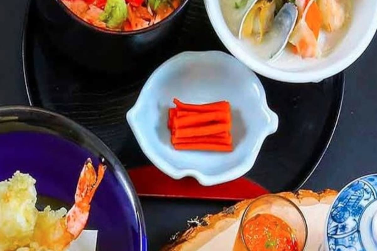 10 Recetas Japonesas es la escuela de cocina y cultura nipona creada por dos argentinos. Van 3 recetas.