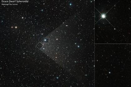 11/07/2024 Un equipo de astrónomos analizó observaciones del Telescopio Espacial Hubble de la NASA tomadas durante un período de 18 años para medir los movimientos dinámicos de las estrellas dentro de la galaxia enana Draco.. Observaciones con el telescopio espacial Hubble que abarcan 18 años han permitido rastrear la materia oscura en la galaxia enana Draco, a 250.000 años luz de la Tierra, usando movimientos estelares. POLITICA INVESTIGACIÓN Y TECNOLOGÍA NASA, ESA, EDUARDO VITRAL, ROELAND VAN DER MAREL