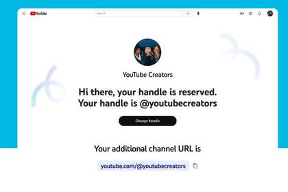 11/10/2022 YouTube adoptará identificadores para los canales de creadores de contenido.  YouTube ha anunciado que adoptará el formato de identificadores (con una '@' previa al nombre de cada canal de la plataforma) para facilitar a los usuarios la búsqueda de canales e incentivar la interacción con los creadores de contenido.  POLITICA INVESTIGACIÓN Y TECNOLOGÍA YOUTUBE BLOG