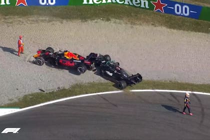 12-09-2021 Max Verstappen y Lewis Hamilton abandonan el Gran Premio de Italia.  Sainz termina sexto y Alonso, octavo  EUROPA DEPORTES ITALIA F1