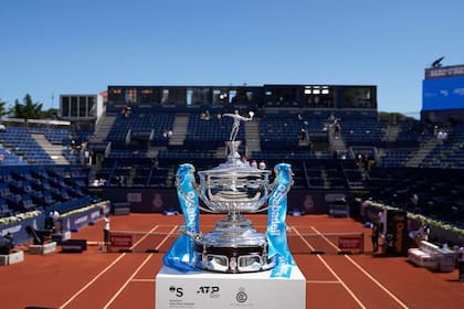 12/04/2023 Trofeo del Barcelona Open Banc Sabadell. La 70ª edición del Barcelona Open Banc Sabadell-Trofeo Conde de Godó, que se disputa del 15 al 23 de abril en el Reial Club de Tennis Barcelona-1899, contará con Clínica Tenis Teknon, perteneciente al grupo Quirónsalud, como Servicio Médico Oficial del torneo. DEPORTES BARCELONA OPEN BANC SABADELL