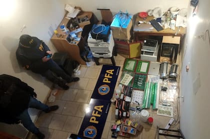La imprenta donde se falsificaba los billetes estaba instalada en un complejo de departamentos de Pilar